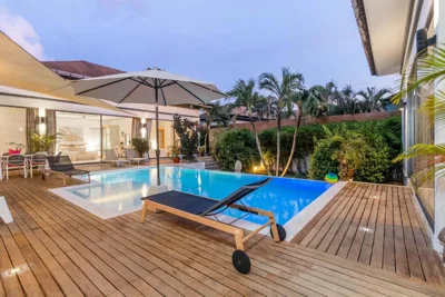 Luxury 4BR Villa Virginie, Salt Pool, Rawai – Fotos 10